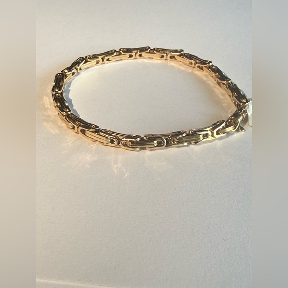 Saks fith Avenue 14k Byzantine link Unisex Bracelet Made In italy NWT $3600 - Picture 14 of 17